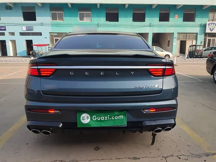 Фото 6 - Geely Preface