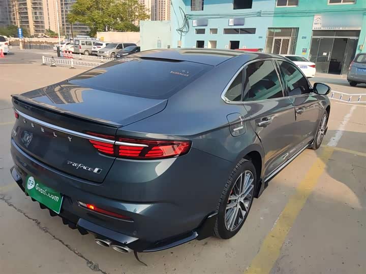 Фото 7 - Geely Preface