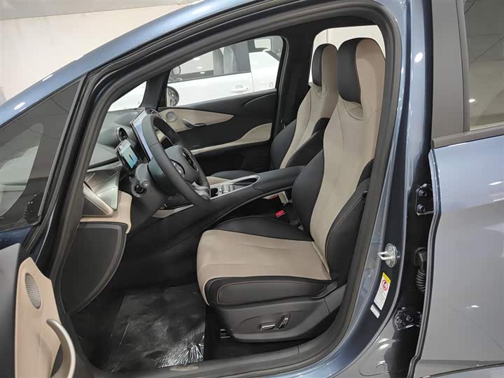 Фото 15 - BYD Dolphin