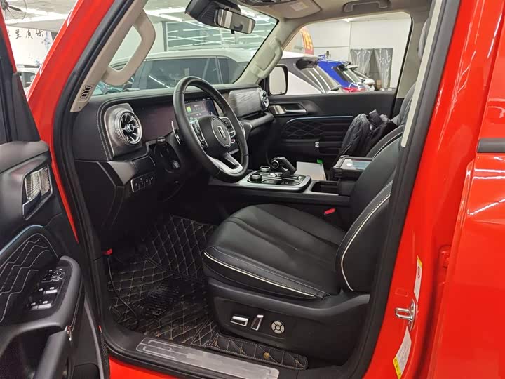 Фото 15 - Tank 300