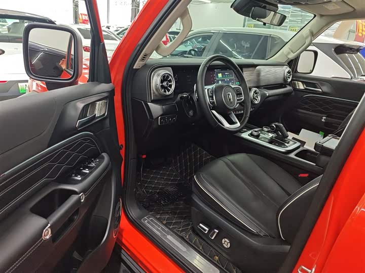 Фото 16 - Tank 300