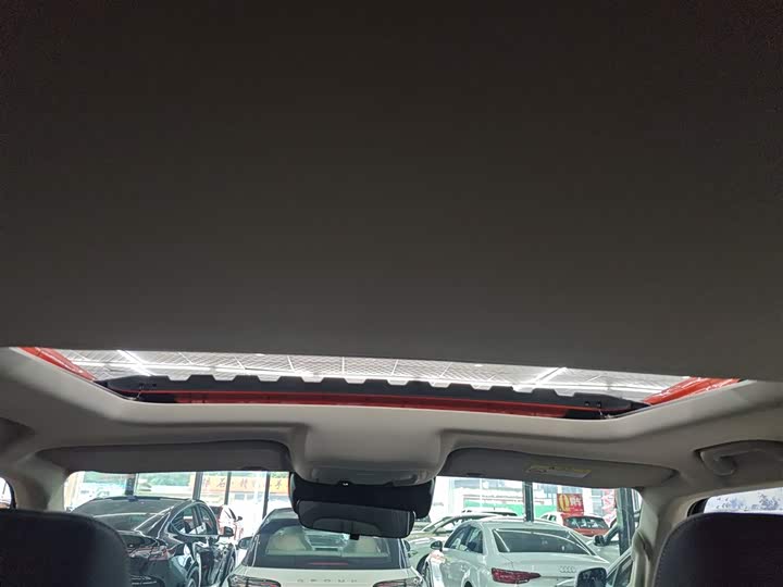 Фото 18 - Tank 300