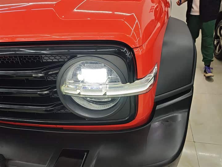 Фото 24 - Tank 300