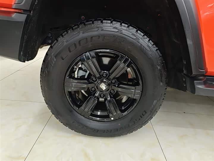 Фото 26 - Tank 300