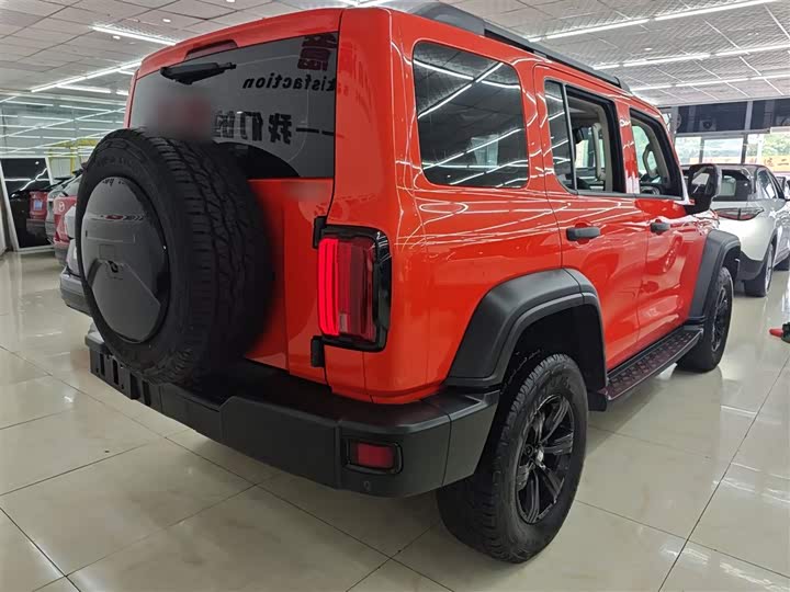 Фото 7 - Tank 300