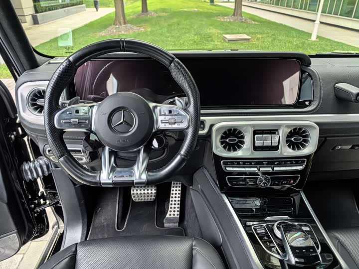 Фото 29 - Mercedes-Benz G-Class AMG