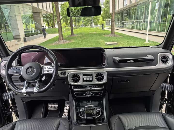 Фото 30 - Mercedes-Benz G-Class AMG