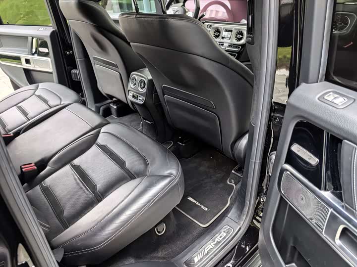 Фото 31 - Mercedes-Benz G-Class AMG