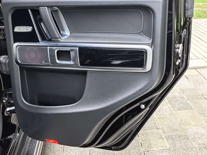 Фото 33 - Mercedes-Benz G-Class AMG