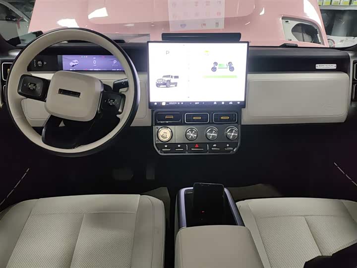 Фото 10 - Chery iCar V23