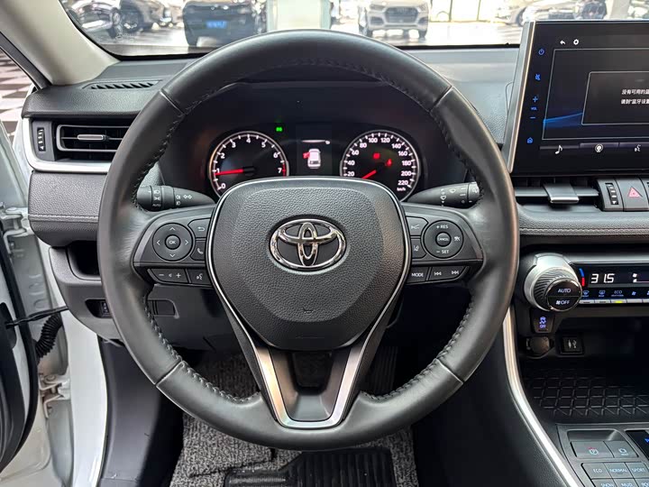 Фото 7 - Toyota Wildlander