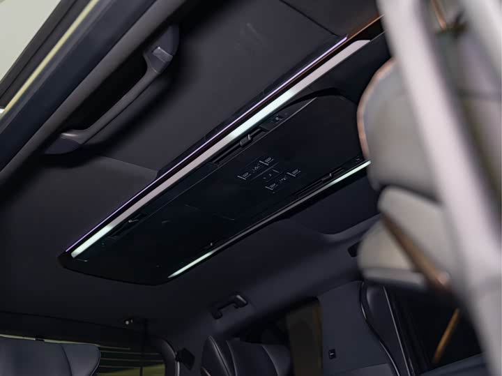 Фото 14 - Toyota Alphard