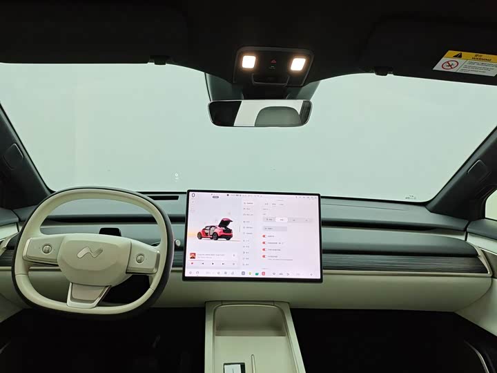 Фото 17 - Nio Onvo L60