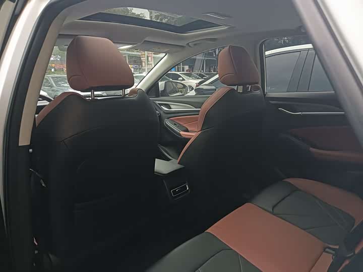 Фото 12 - Changan Eado Plus