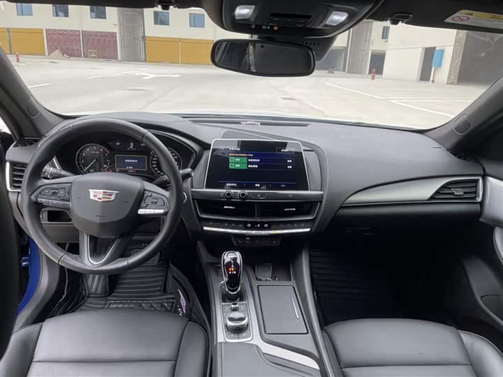 Фото 8 - Cadillac CT5