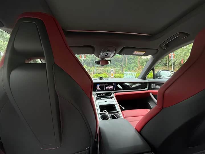 Фото 6 - Porsche Panamera