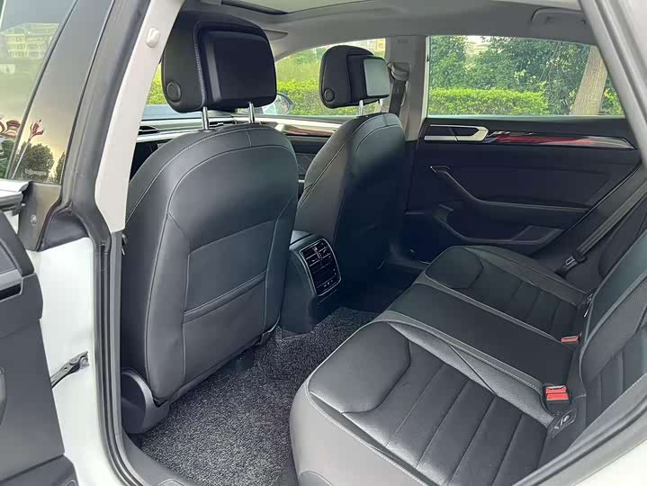 Фото 11 - Volkswagen CC