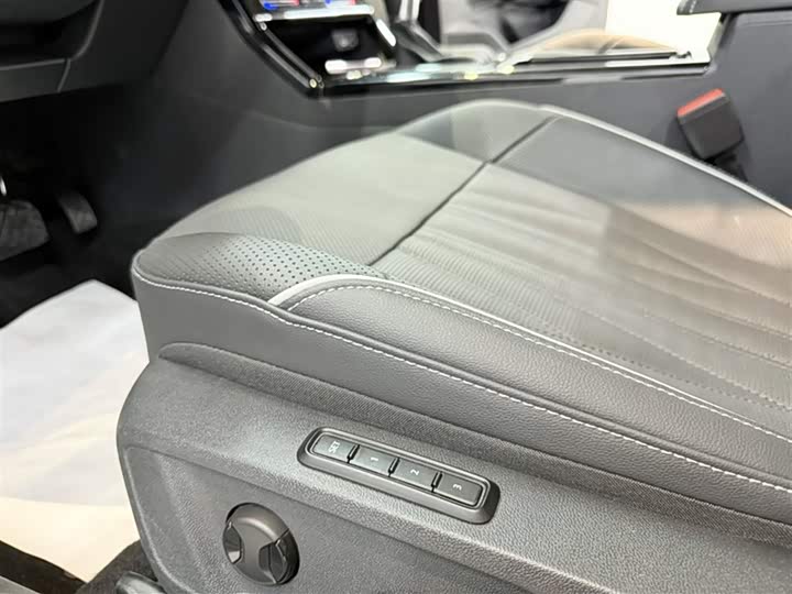 Фото 19 - Volkswagen Passat