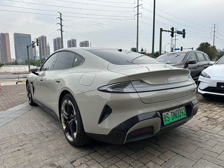 Фото 5 - Xiaomi SU7