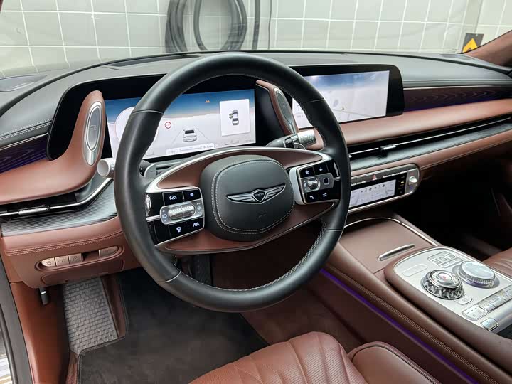 Фото 10 - Genesis G90