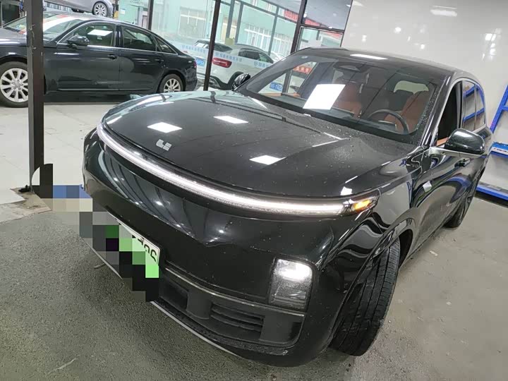 Фото 1 - LiXiang L8