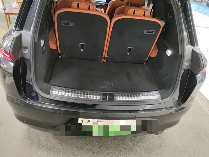 Фото 6 - LiXiang L8