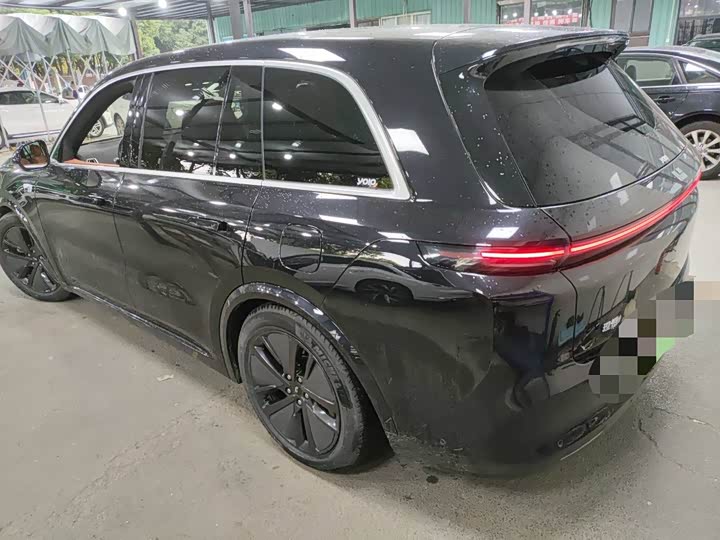 Фото 8 - LiXiang L8