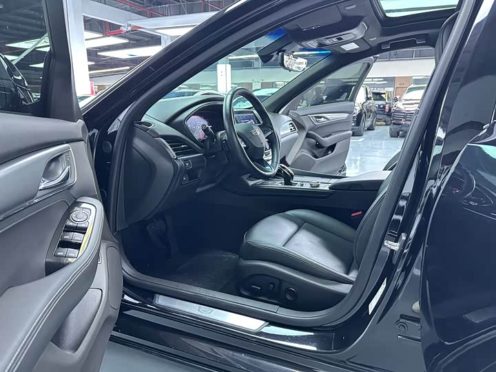 Фото 4 - Cadillac CT5