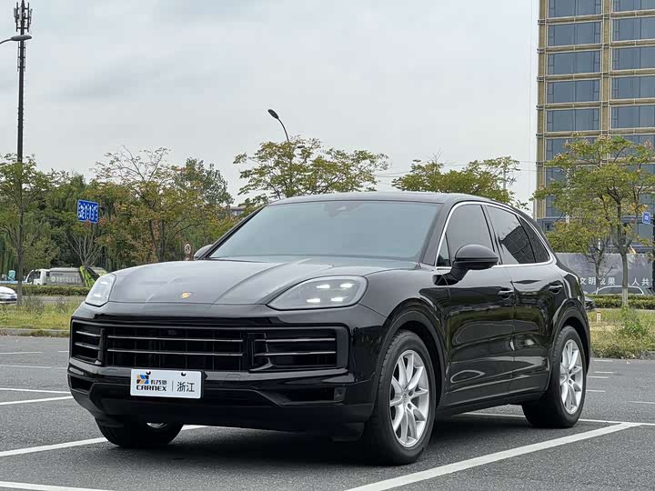 Фото 1 - Porsche Cayenne