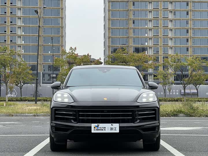 Фото 2 - Porsche Cayenne