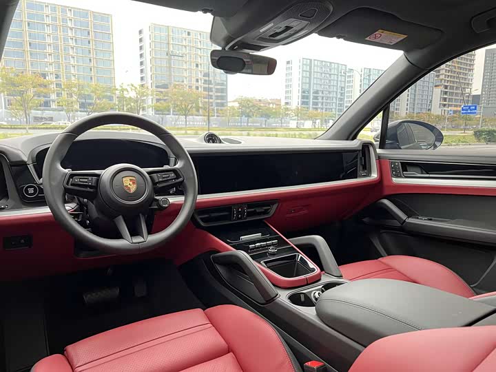 Фото 8 - Porsche Cayenne