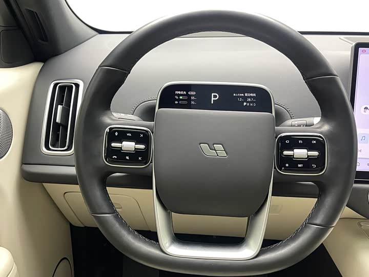 Фото 11 - LiXiang L7