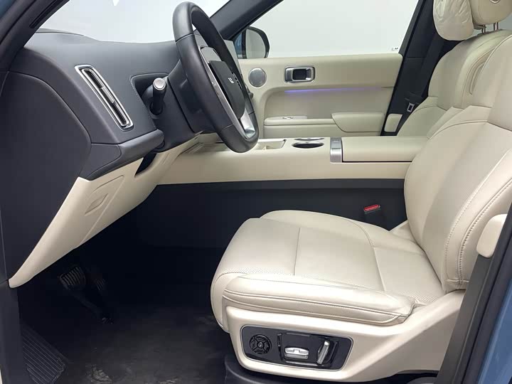 Фото 6 - LiXiang L7