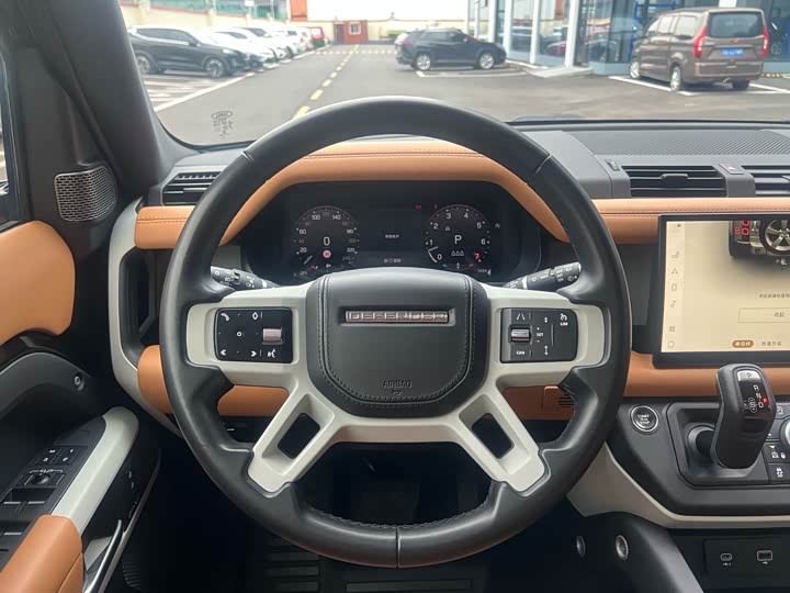 Фото 7 - Land Rover Defender