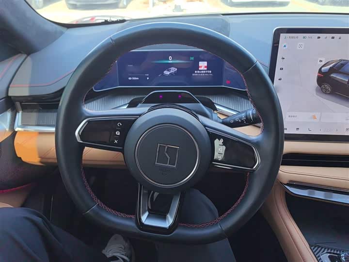 Фото 11 - Zeekr 001