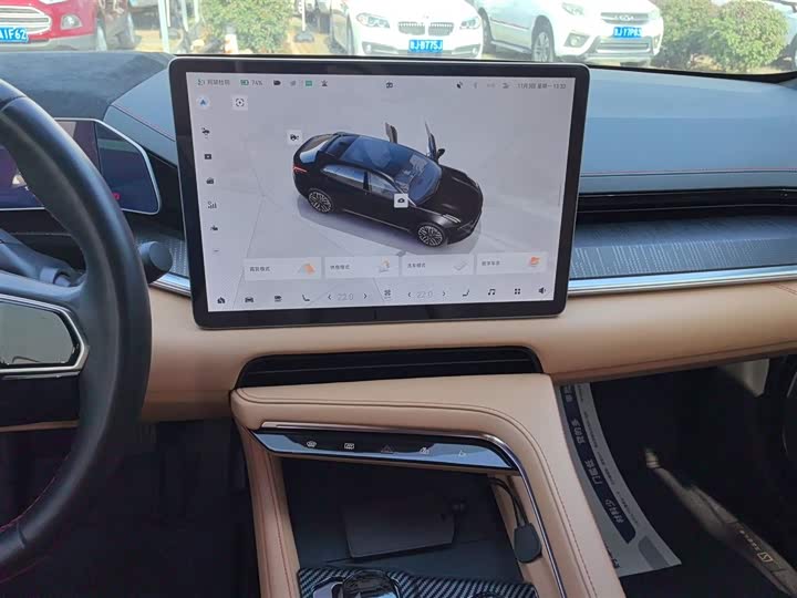 Фото 13 - Zeekr 001