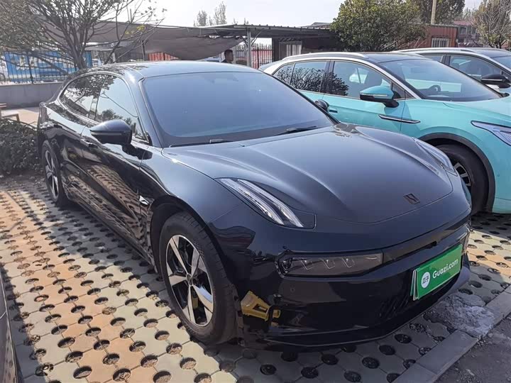 Фото 4 - Zeekr 001