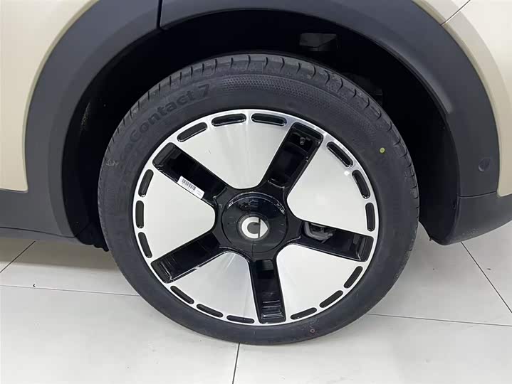 Фото 8 - Smart #5