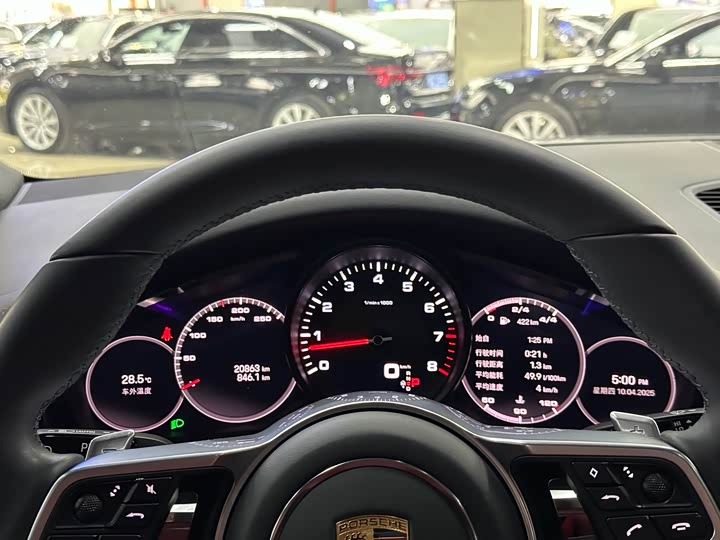 Фото 18 - Porsche Cayenne