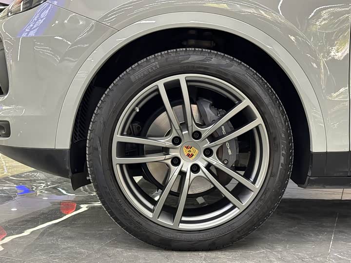 Фото 7 - Porsche Cayenne