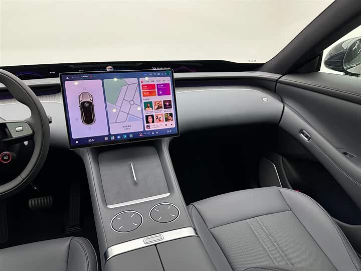 Фото 12 - Xiaomi YU7