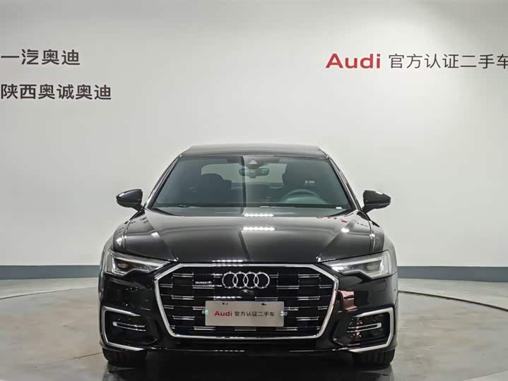 Фото 2 - Audi A6L