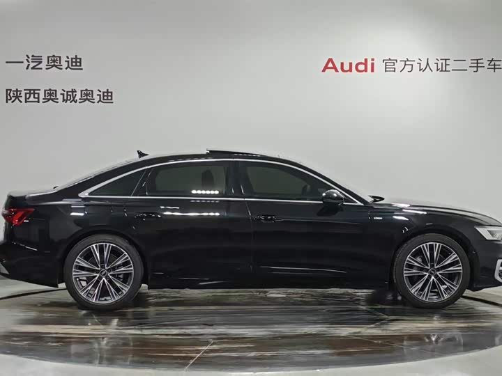 Фото 3 - Audi A6L