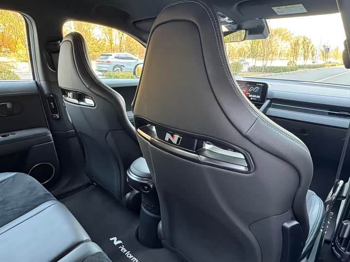 Фото 15 - Hyundai Ioniq 5 N