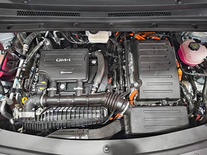 Фото 13 - BYD Song L DM-i Hybrid