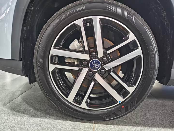 Фото 15 - BYD Song L DM-i Hybrid