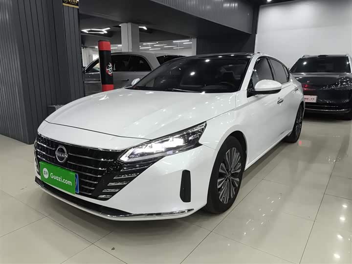 Фото 2 - Nissan Teana