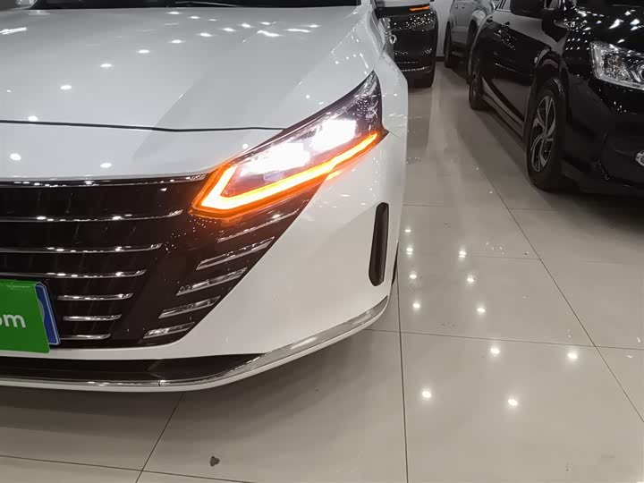 Фото 24 - Nissan Teana