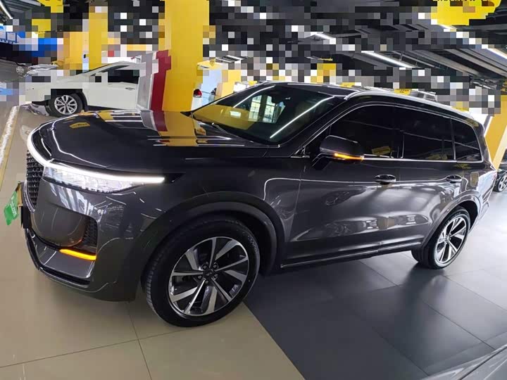 Фото 5 - LiXiang One