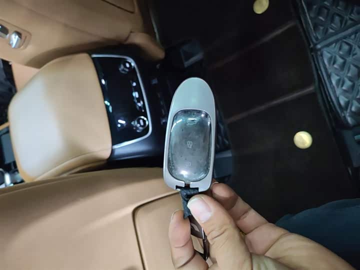 Фото 9 - LiXiang One